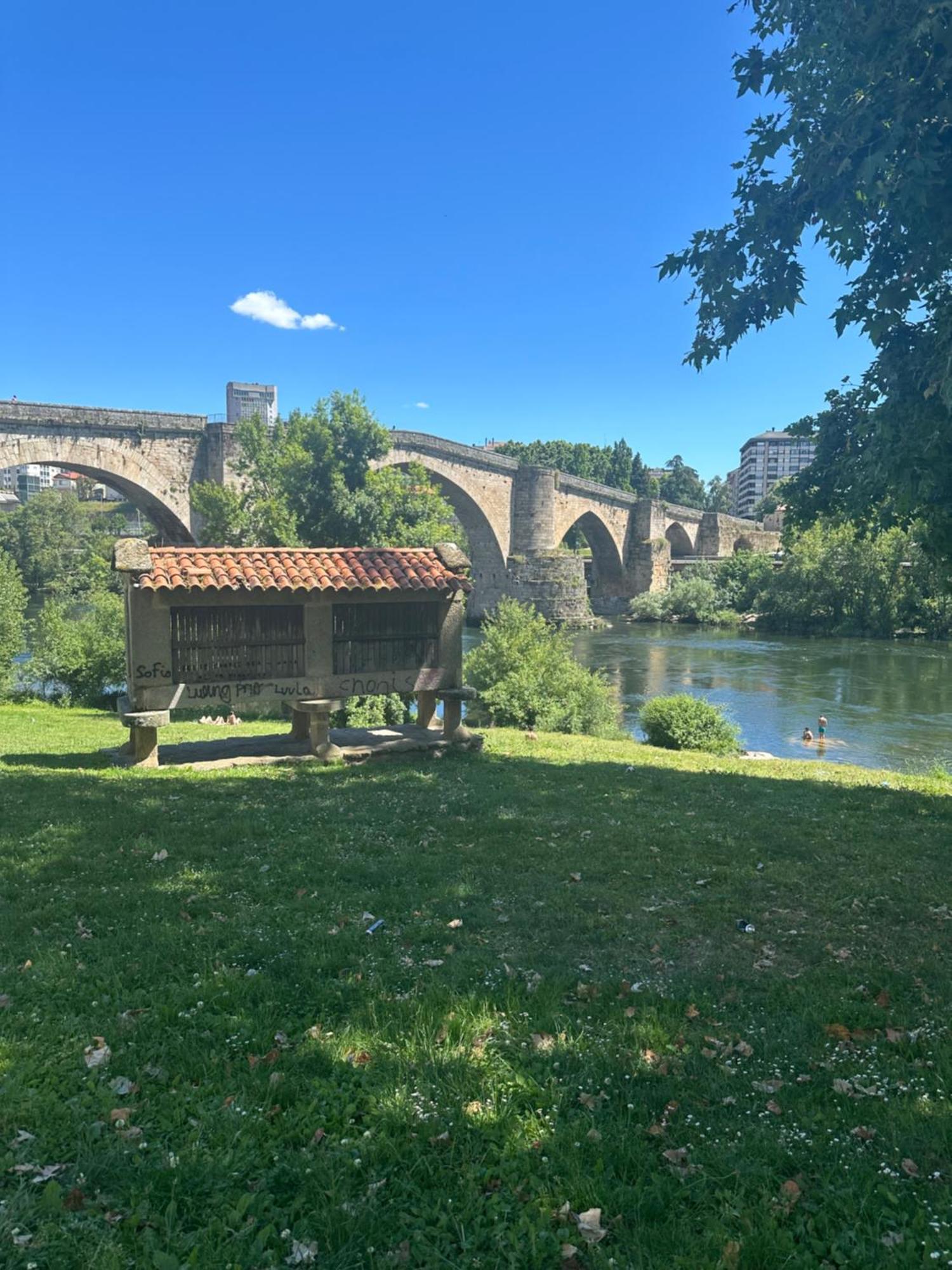 Apartamento Puente Romano Ourense Exteriér fotografie
